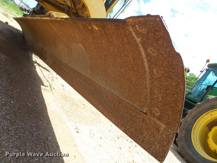 image for item DE1380 1996 Caterpillar 143H motor grader