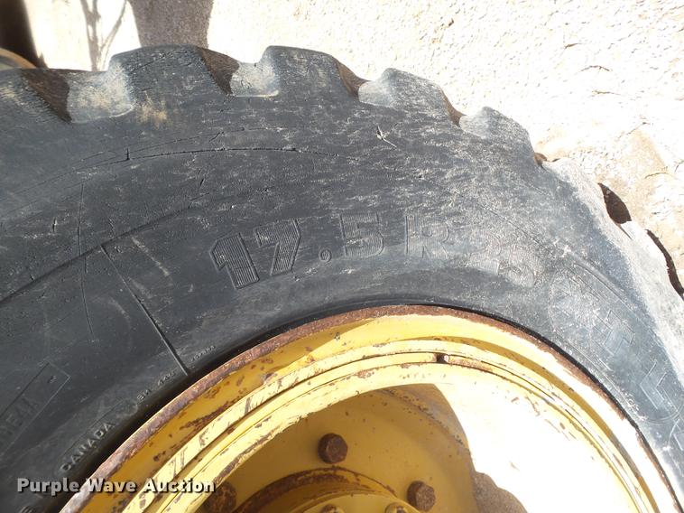 image for item DE1380 1996 Caterpillar 143H motor grader