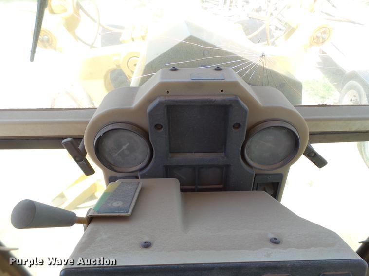image for item DE1380 1996 Caterpillar 143H motor grader