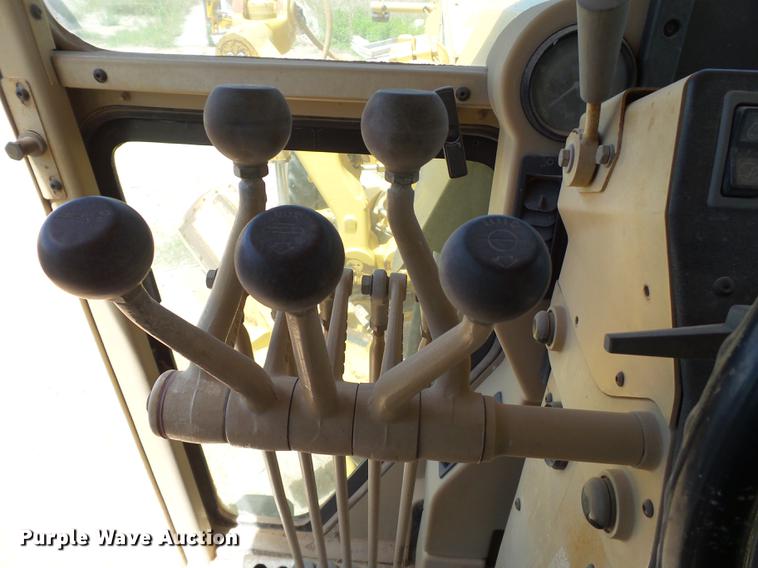 image for item DE1380 1996 Caterpillar 143H motor grader