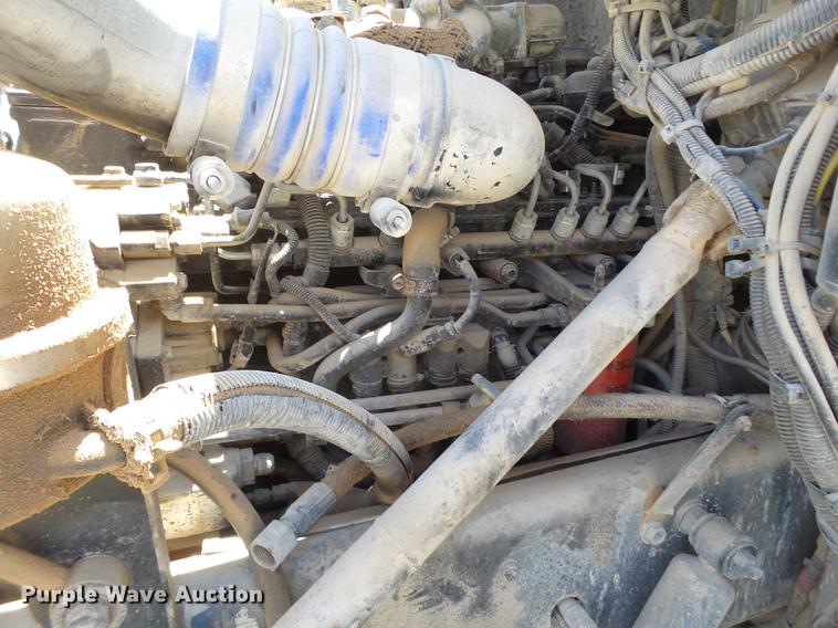 image for item DE1385 2009 Peterbilt 340 ready mix truck