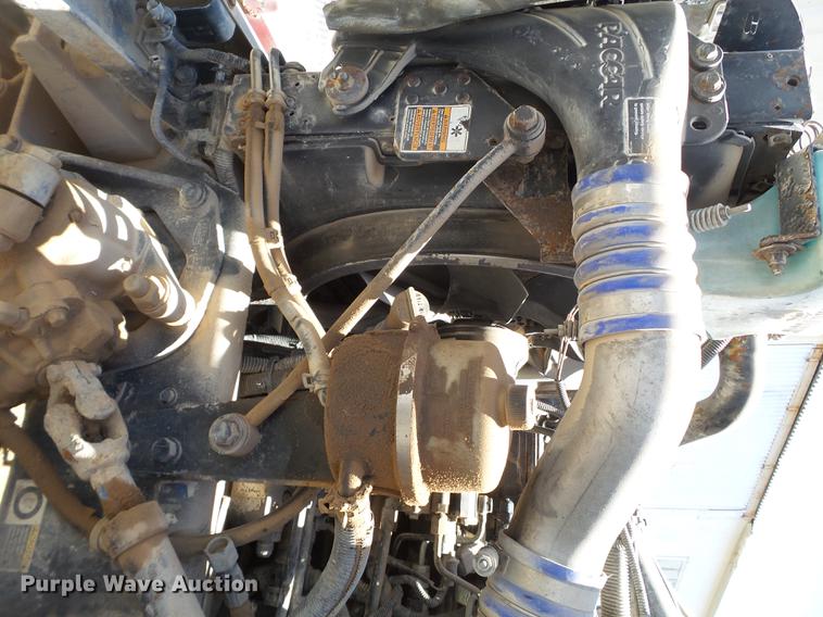 image for item DE1385 2009 Peterbilt 340 ready mix truck