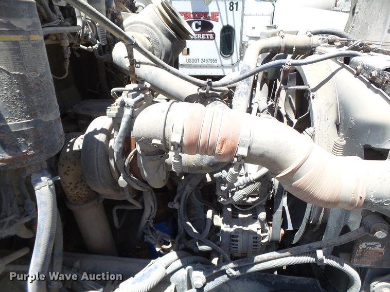 image for item DE1385 2009 Peterbilt 340 ready mix truck