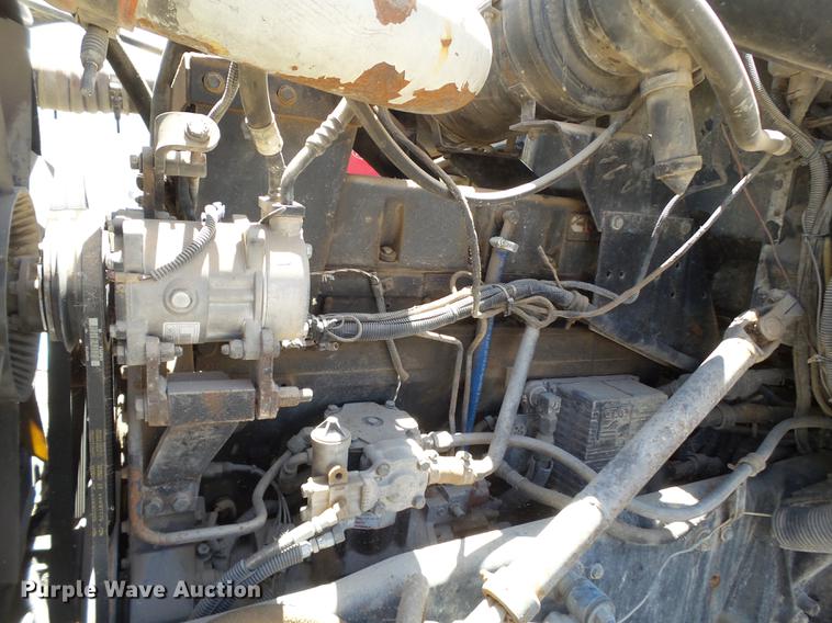 image for item DE1386 1999 Peterbilt 357 ready mix truck