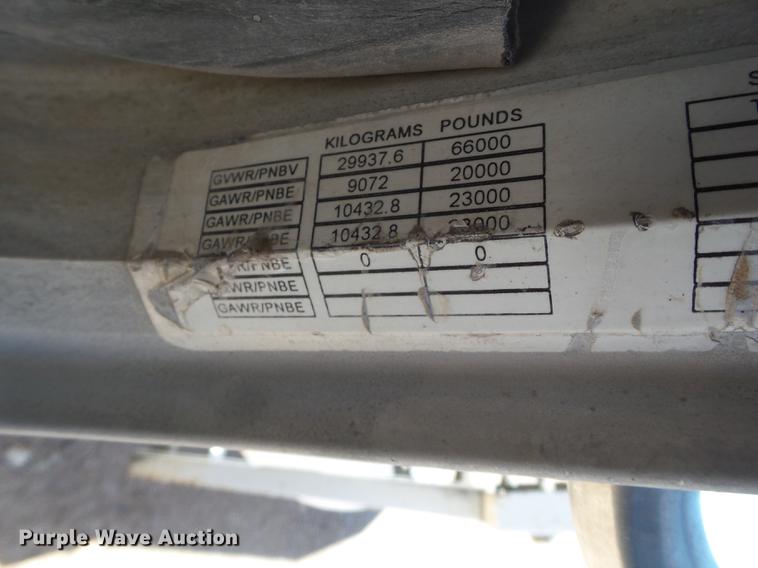 image for item DE1386 1999 Peterbilt 357 ready mix truck