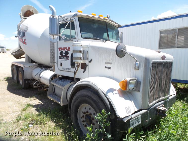 image for item DE1388 2000 Peterbilt 357 ready mix truck