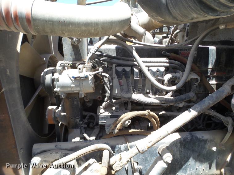 image for item DE1388 2000 Peterbilt 357 ready mix truck