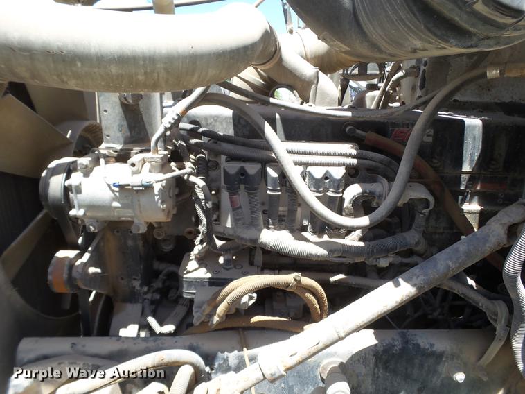 image for item DE1388 2000 Peterbilt 357 ready mix truck