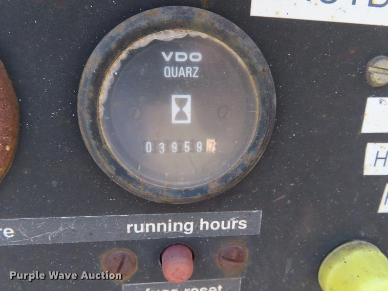 image for item DE3442 1994 Atlas Copco XAS 90 air compressor