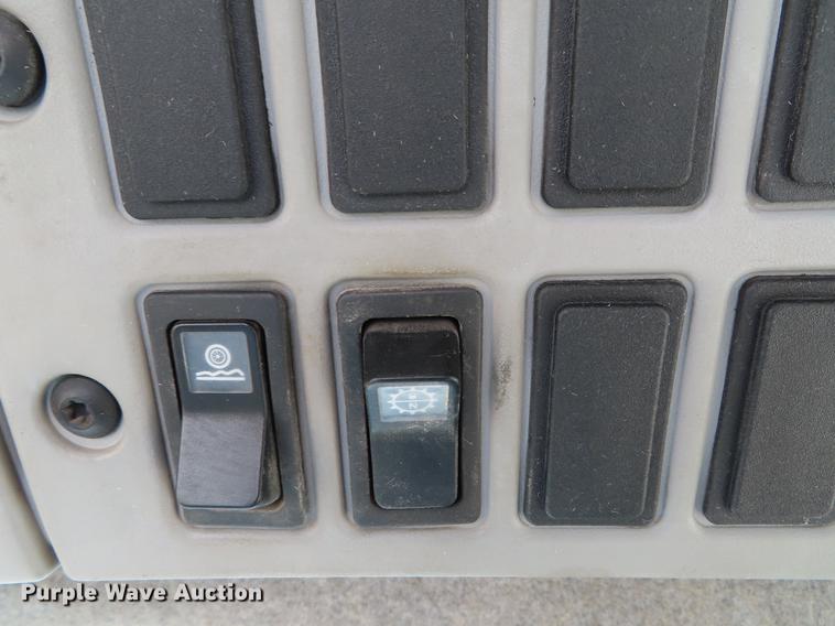 image for item DE3468 2003 Caterpillar 950G Series II wheel loader