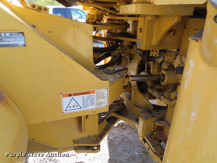 image for item DE3468 2003 Caterpillar 950G Series II wheel loader