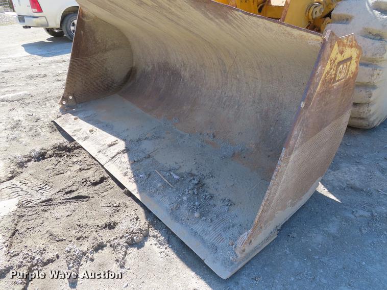 image for item DE3468 2003 Caterpillar 950G Series II wheel loader