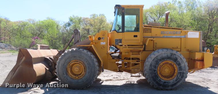 image for item DE3470 1992 Volvo L180 wheel loader
