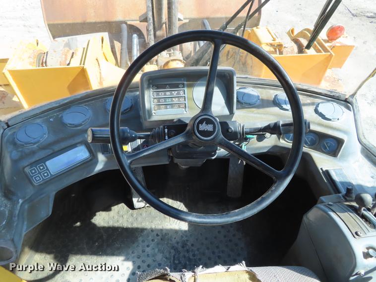 image for item DE3470 1992 Volvo L180 wheel loader