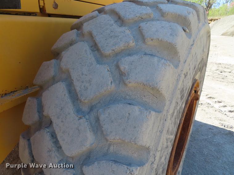image for item DE3470 1992 Volvo L180 wheel loader