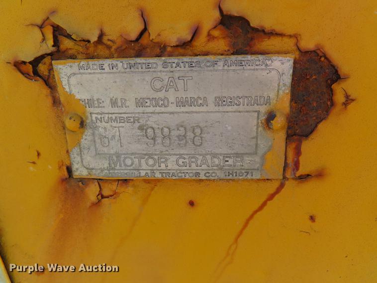 image for item DE3471 Caterpillar 12 rigid frame motor grader