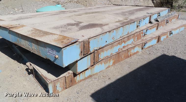 image for item DE3473 (3) scales