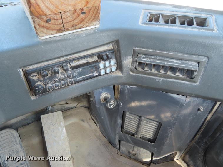 image for item DE3476 2003 Komatsu WA500-3Lk wheel loader