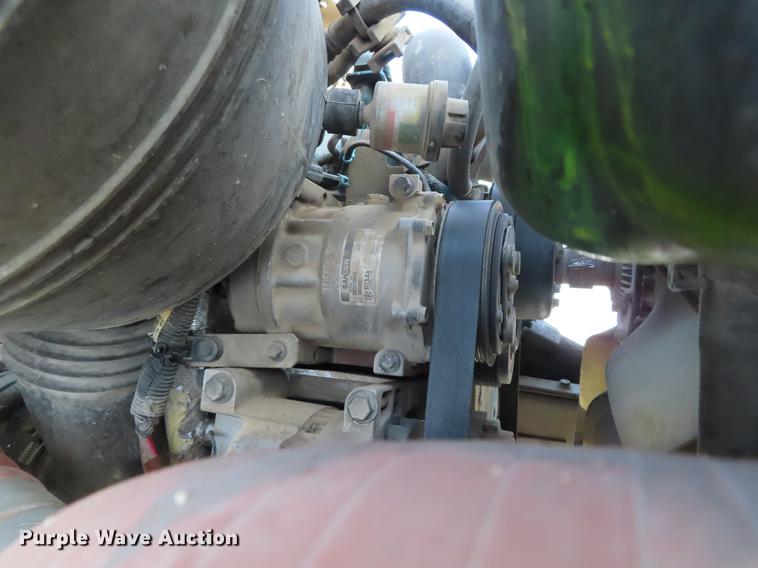 image for item DE3495 2007 International 7300 digger derrick truck