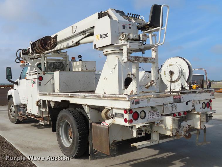 image for item DE3496 2006 Chevrolet C8500 digger derrick truck