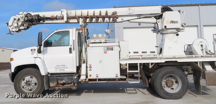 image for item DE3496 2006 Chevrolet C8500 digger derrick truck