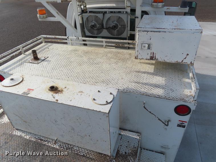 image for item DE3496 2006 Chevrolet C8500 digger derrick truck