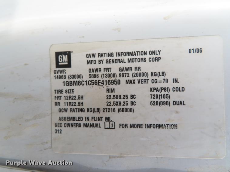 image for item DE3496 2006 Chevrolet C8500 digger derrick truck