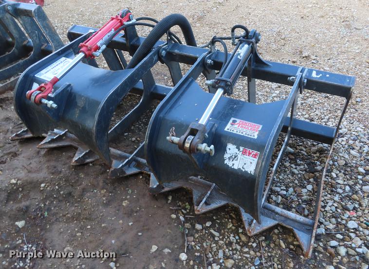 image for item DE3500 66"W skid steer grapple bucket