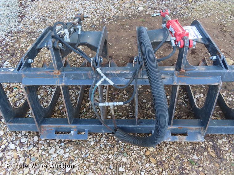 image for item DE3500 66"W skid steer grapple bucket