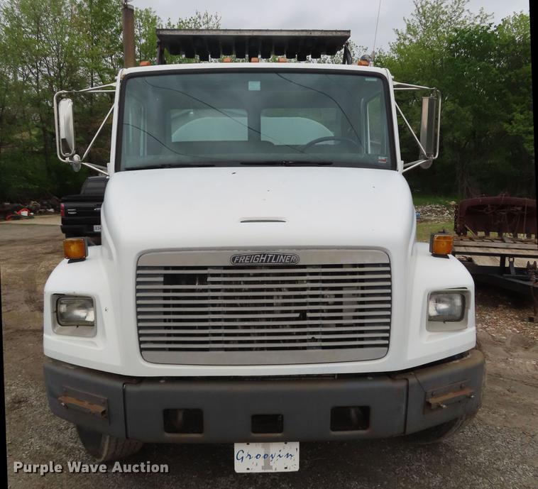 image for item DE3509 1996 Freightliner FL70 tank truck