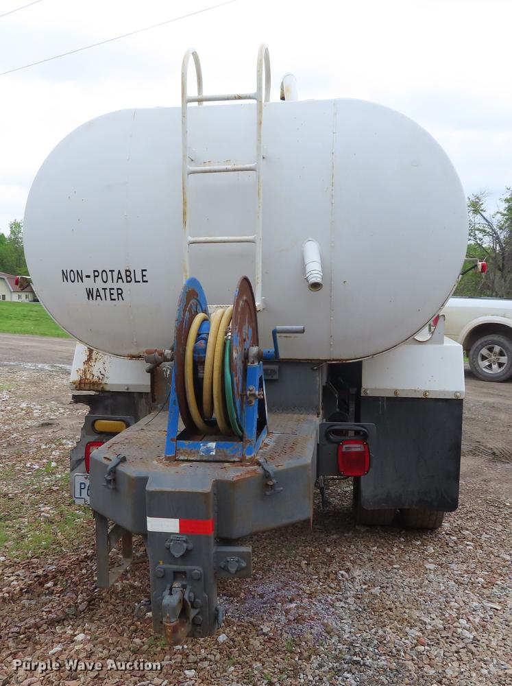 image for item DE3509 1996 Freightliner FL70 tank truck