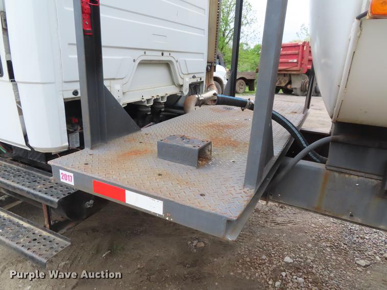 image for item DE3509 1996 Freightliner FL70 tank truck