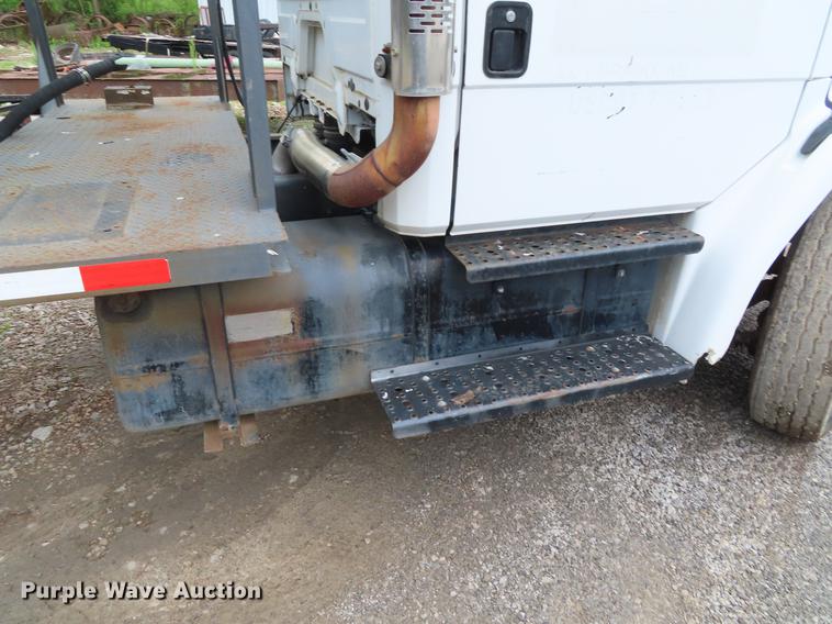 image for item DE3509 1996 Freightliner FL70 tank truck