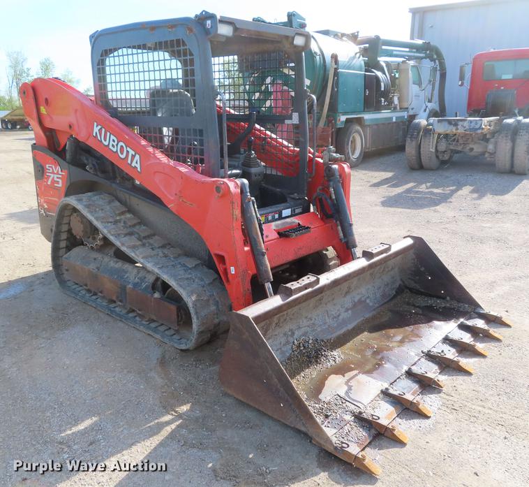 image for item DE3511 2013 Kubota SVL75 skid steer