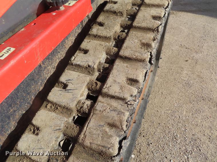 image for item DE3511 2013 Kubota SVL75 skid steer