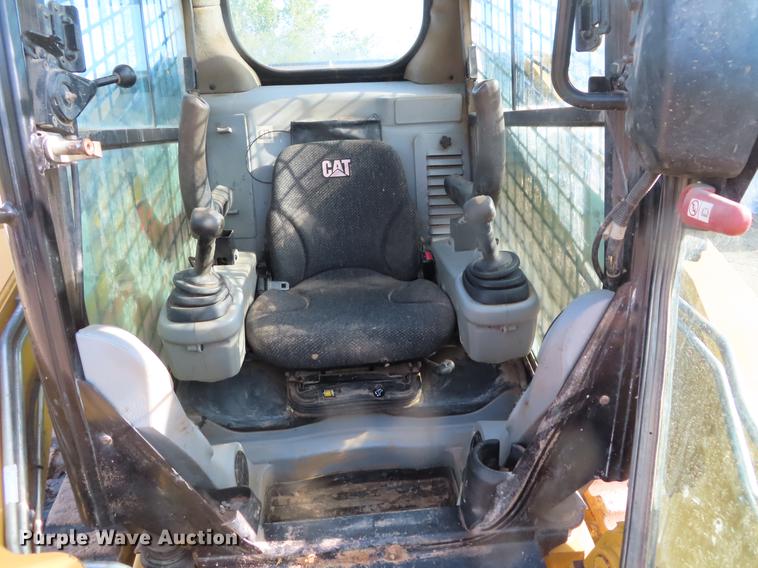 image for item DE3512 2012 Caterpillar 289C skid steer