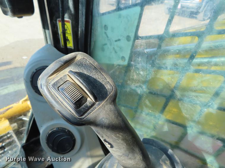 image for item DE3512 2012 Caterpillar 289C skid steer