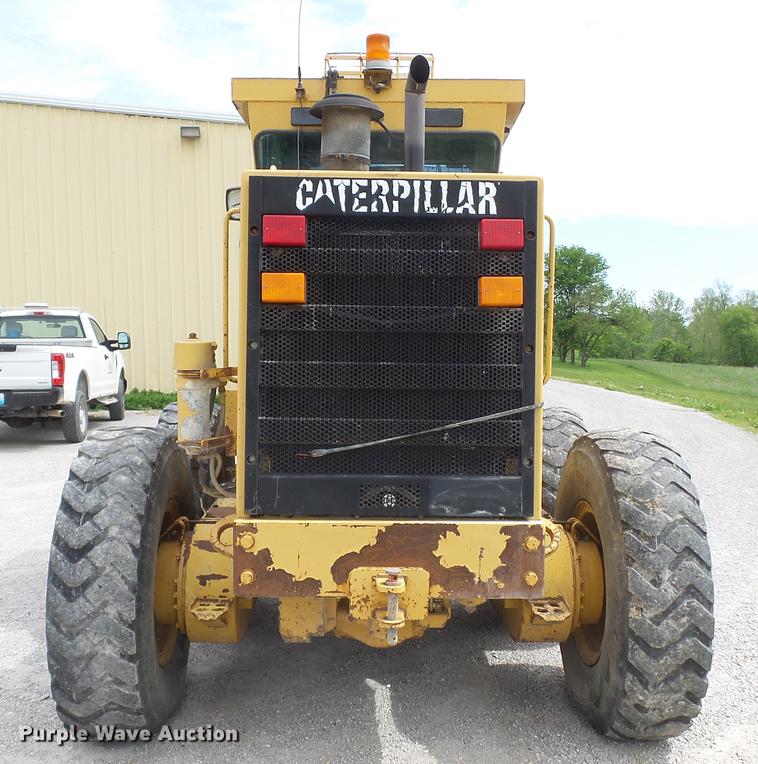 image for item DE7777 1995 Caterpillar 140H motor grader