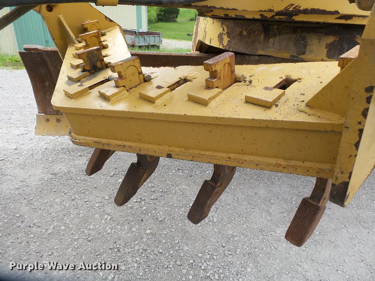 image for item DE7777 1995 Caterpillar 140H motor grader