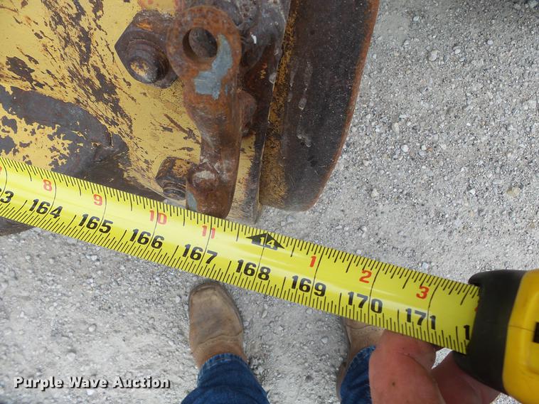 image for item DE7777 1995 Caterpillar 140H motor grader