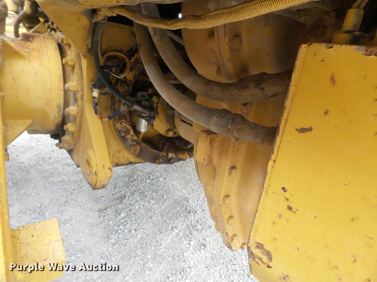 image for item DE7777 1995 Caterpillar 140H motor grader