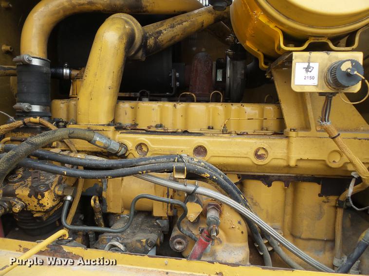 image for item DE7777 1995 Caterpillar 140H motor grader