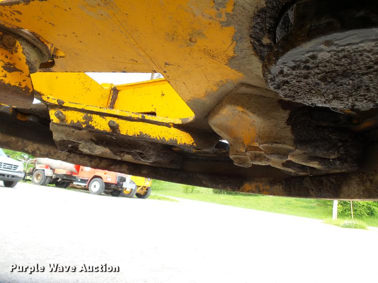 image for item DE7778 1988 John Deere 670B motor grader