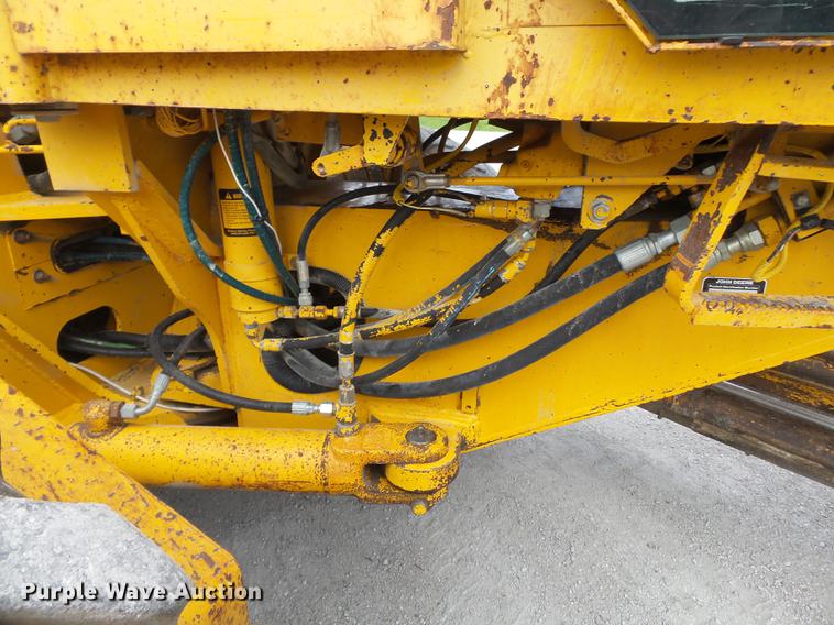 image for item DE7778 1988 John Deere 670B motor grader