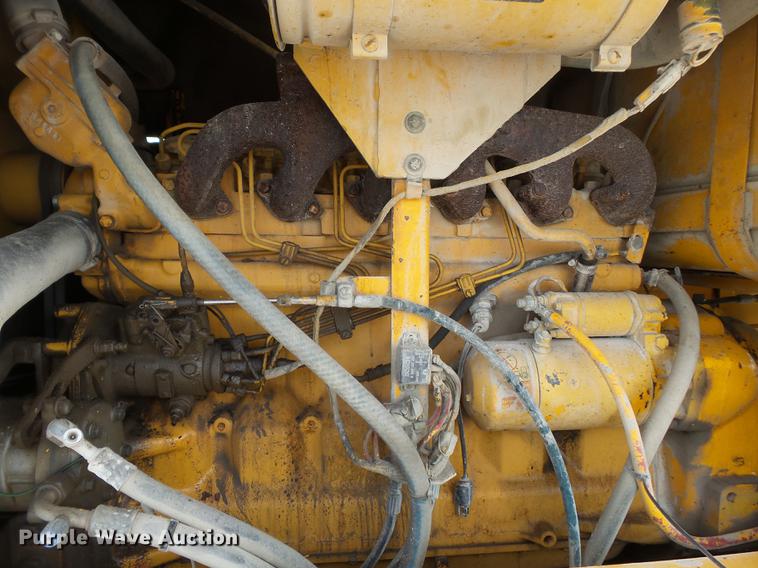 image for item DE7778 1988 John Deere 670B motor grader