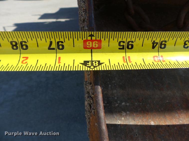 image for item DE7779 1988 Ford L9000 dump truck