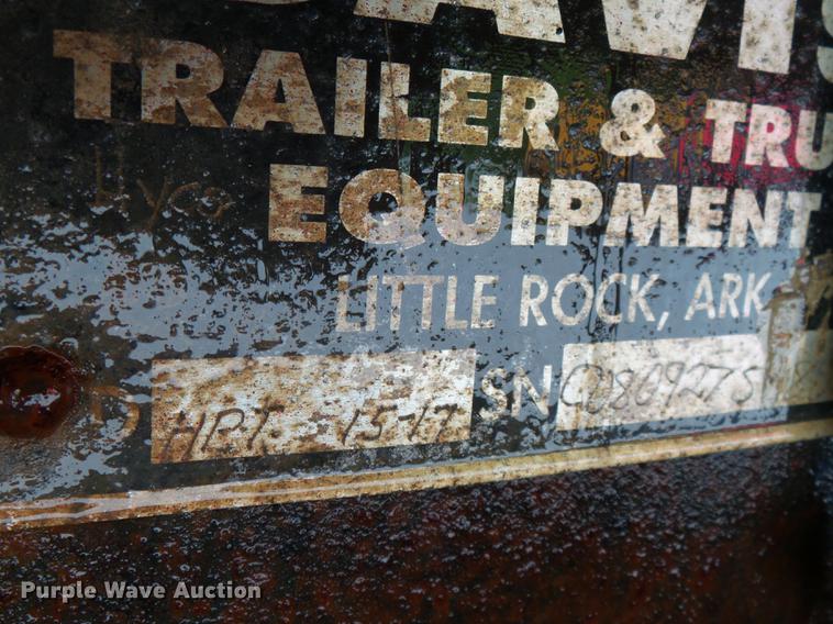 image for item DE7779 1988 Ford L9000 dump truck