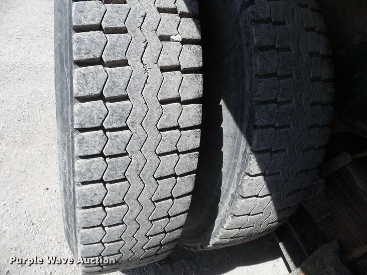 image for item DE7779 1988 Ford L9000 dump truck