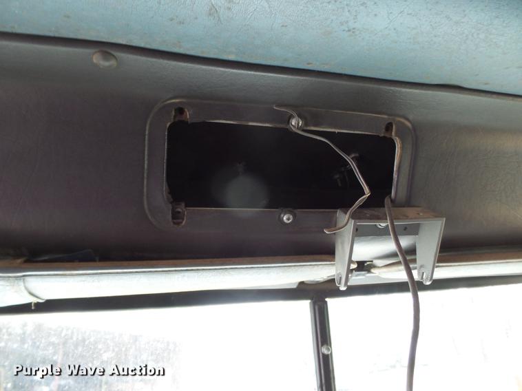 image for item DE7790 1994 International 9200 dump truck