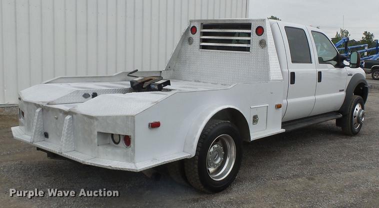 image for item DE7793 2005 Ford F550 Super Duty flatbed truck
